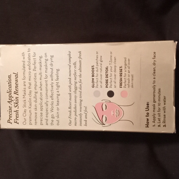 OLAY Mask - Picture 2 of 3